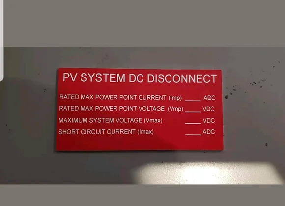 PV system DC disconnect placard
